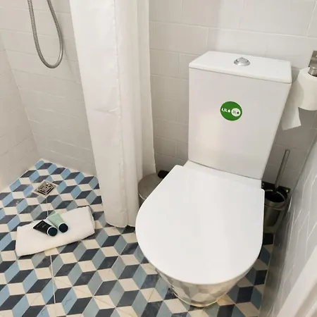 Beautiful Studio,sleeps2 Nr Santa Maria De Belem דירה *
