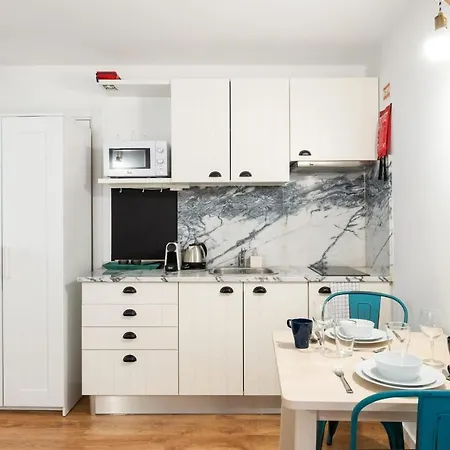 Апартаменти Beautiful Studio,sleeps2 Nr Santa Maria De Belem Лісабон